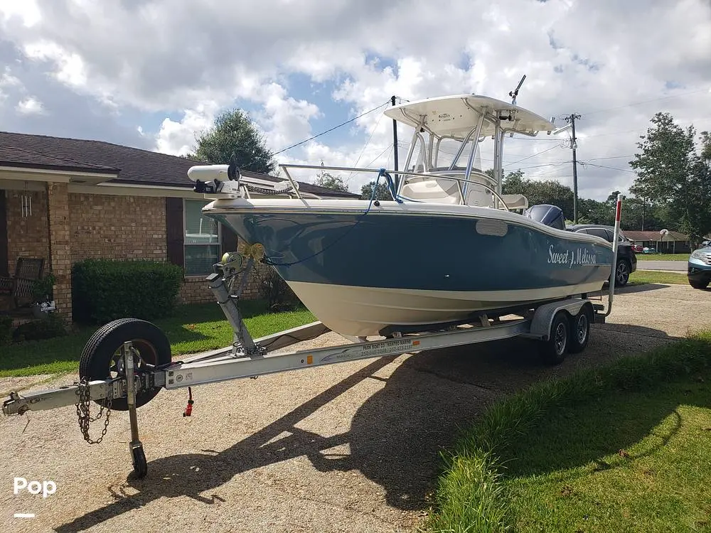 2014 Pioneer 222 sport fish