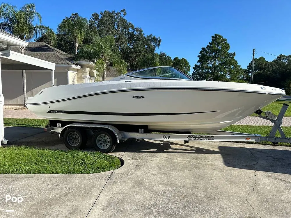 2011 Sea Ray 230 slx