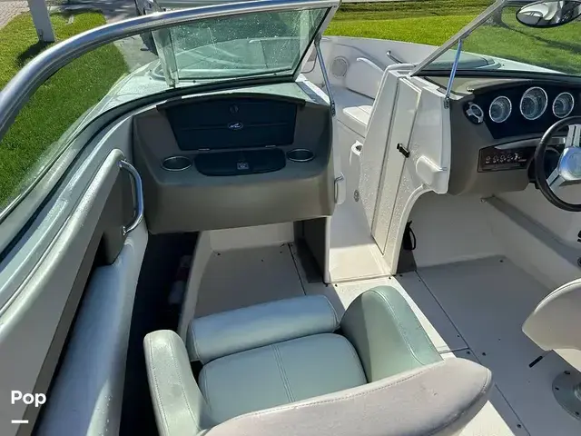 Sea Ray 230 Slx