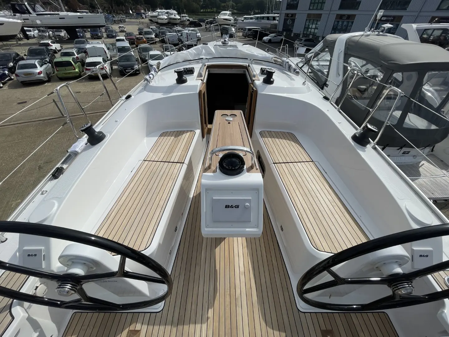 2025 Bavaria cruiser 37