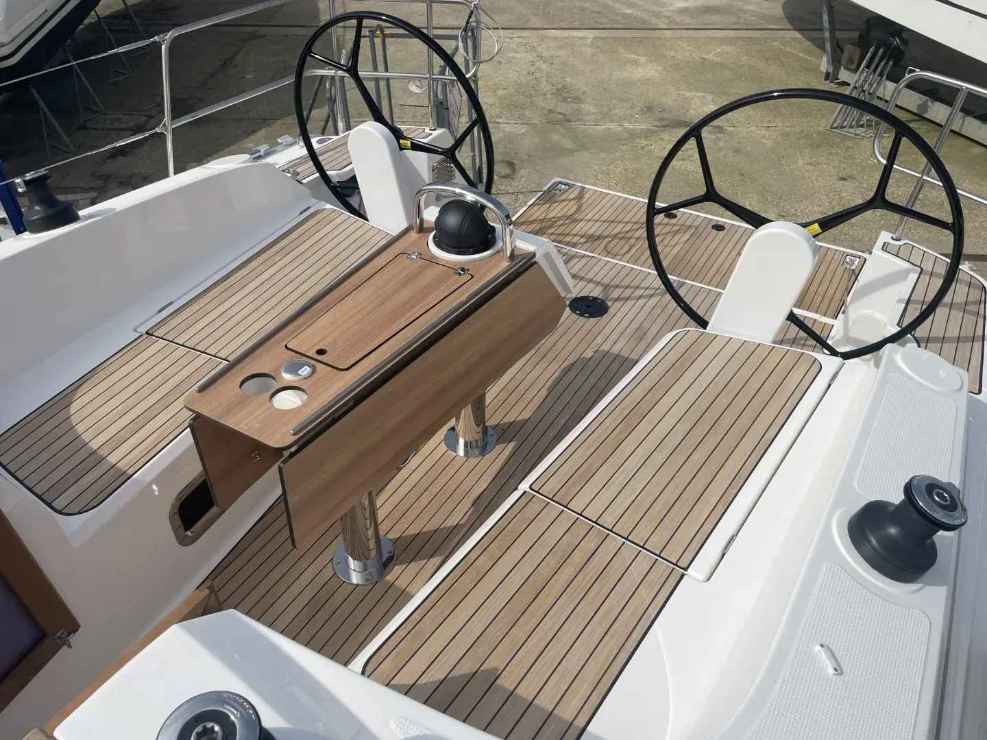 2025 Bavaria cruiser 37