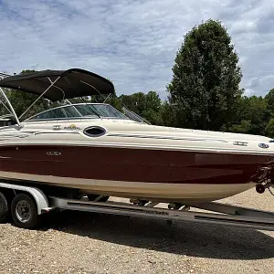 2006 Sea Ray 240 Sundeck