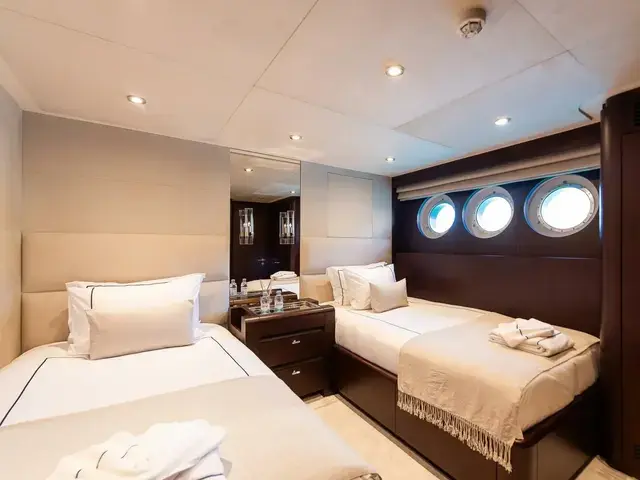 Feadship 164