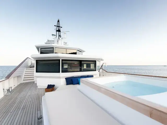 Feadship 164