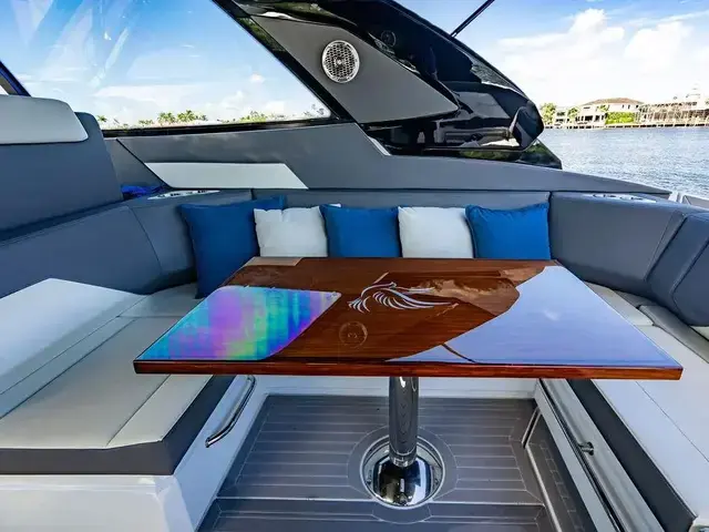 Cruisers Yachts 42'