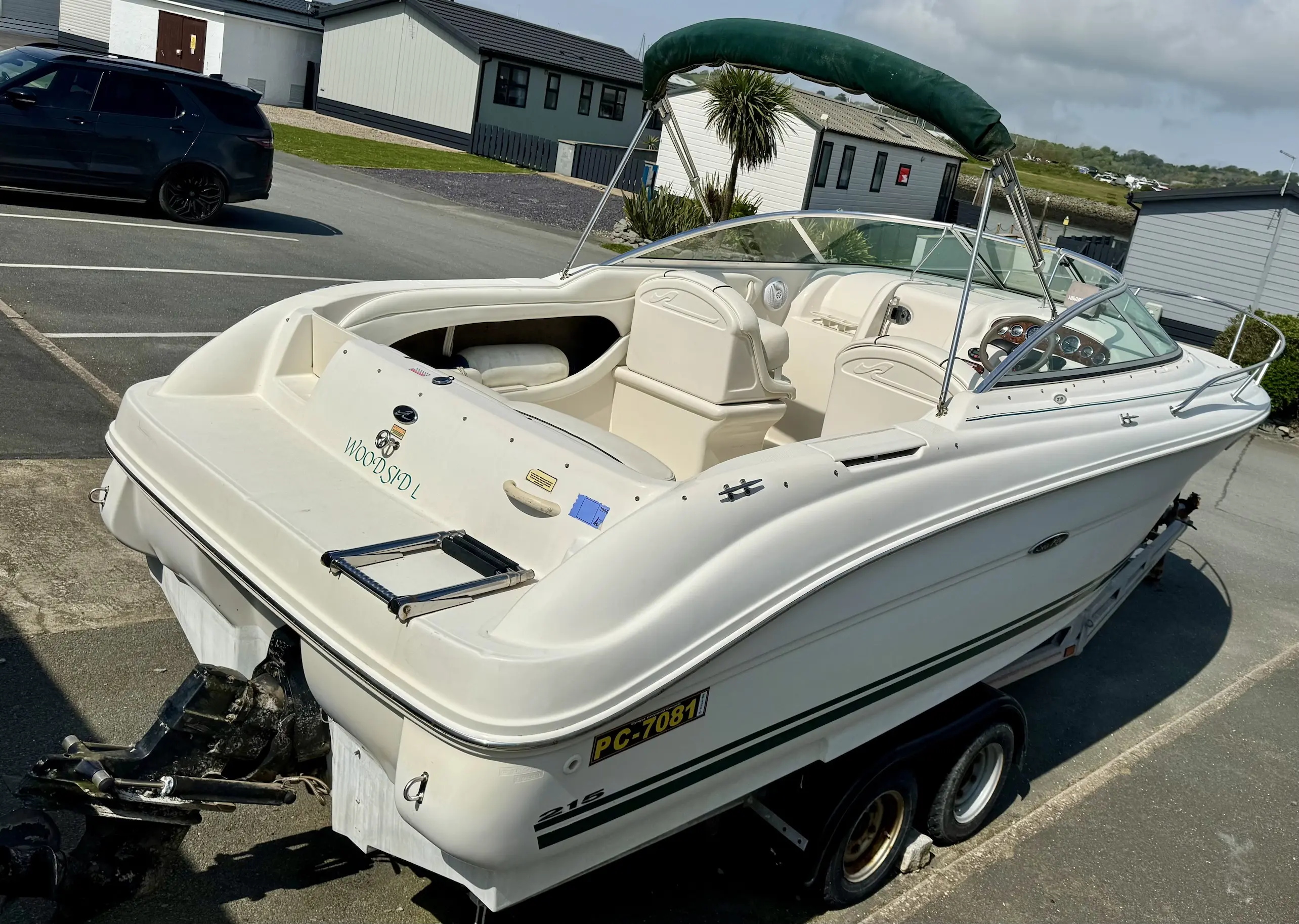 2004 Sea Ray 215 weekender