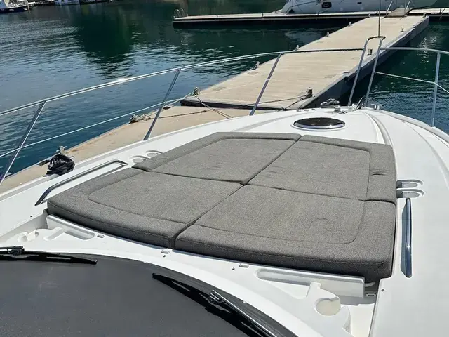 Sunseeker Portofino 48