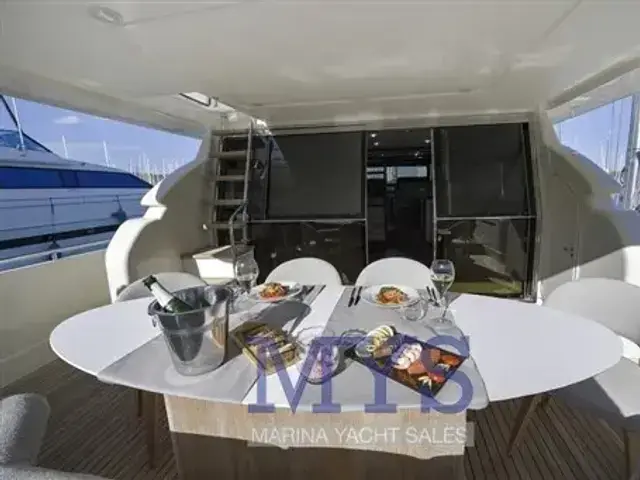 Ferretti Yachts FERRETTI 70