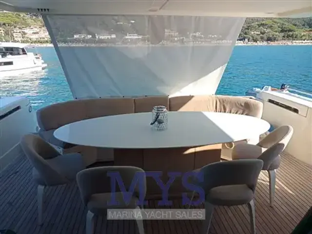 Ferretti Yachts FERRETTI 70