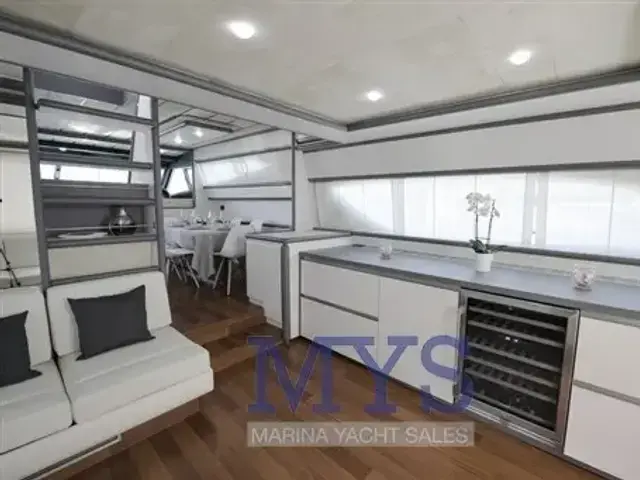 Ferretti Yachts FERRETTI 70