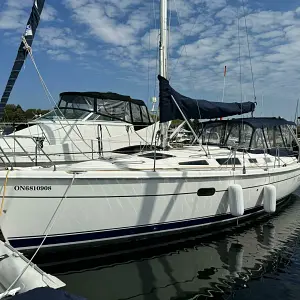 2003 Marlow Hunter 356