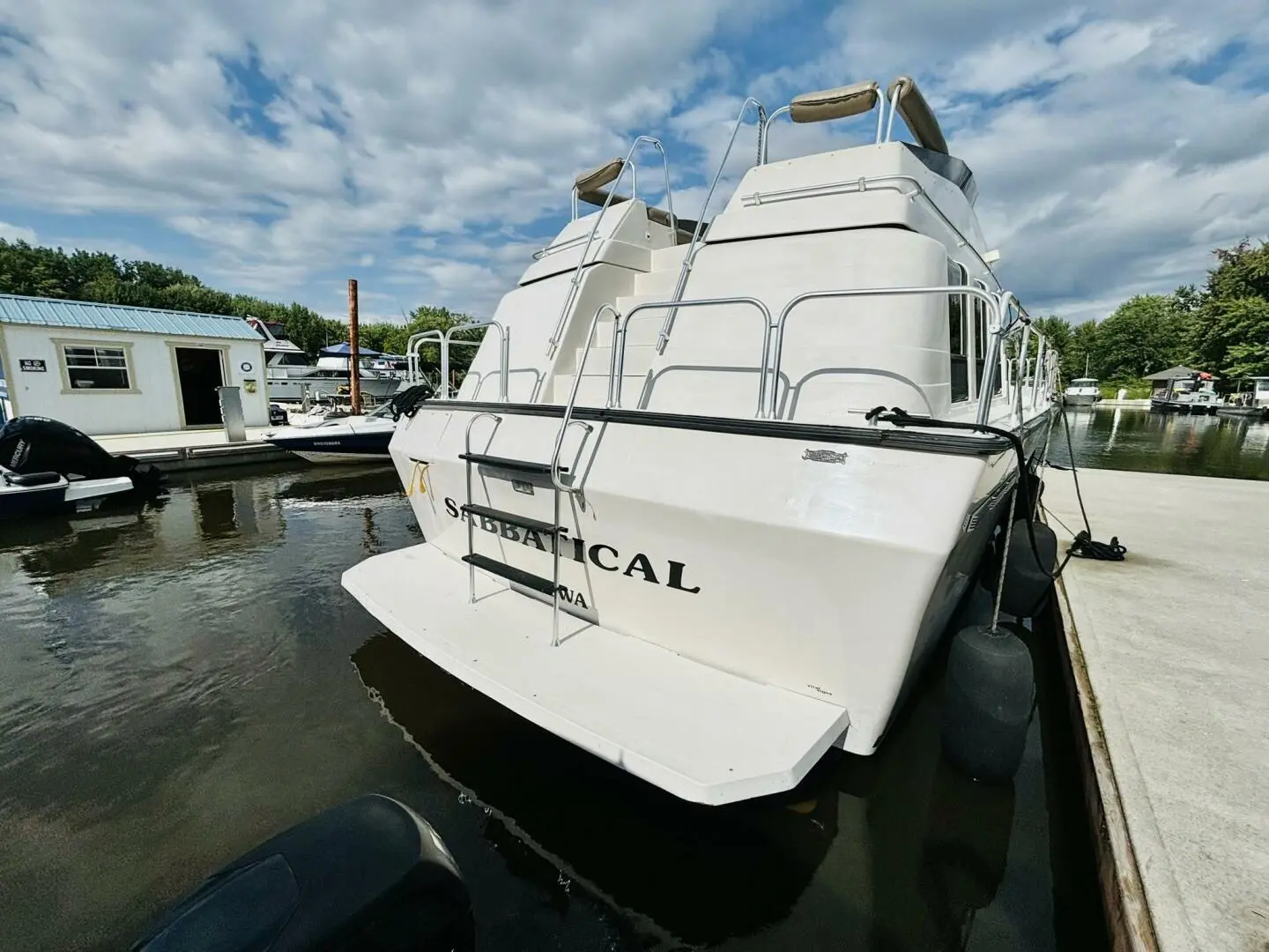 1989 Mainship 41 mediterranean