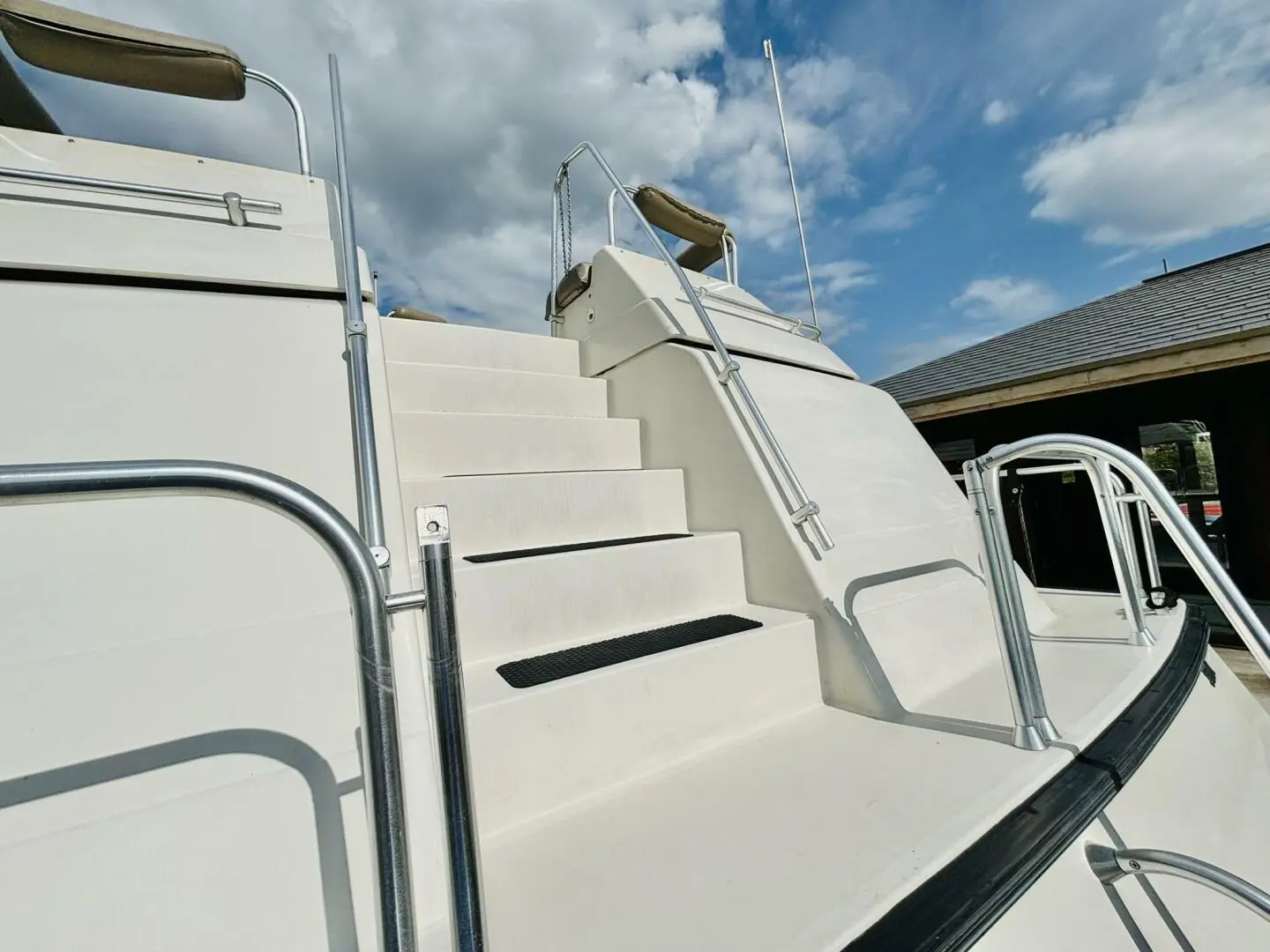 1989 Mainship 41 mediterranean