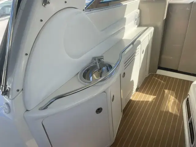 Sea Ray Sundancer 380