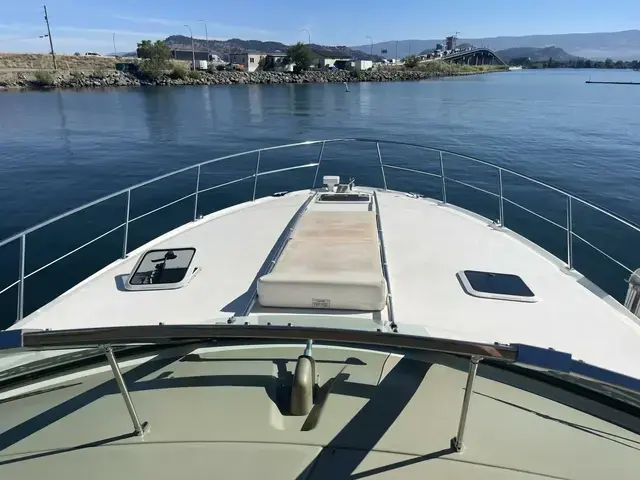 Sea Ray Sundancer 380