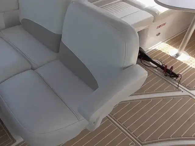 Bayliner 325