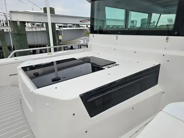 Axopar 28 Cabin