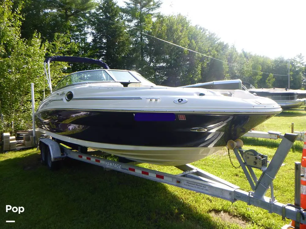 2006 Sea Ray 240 sundeck