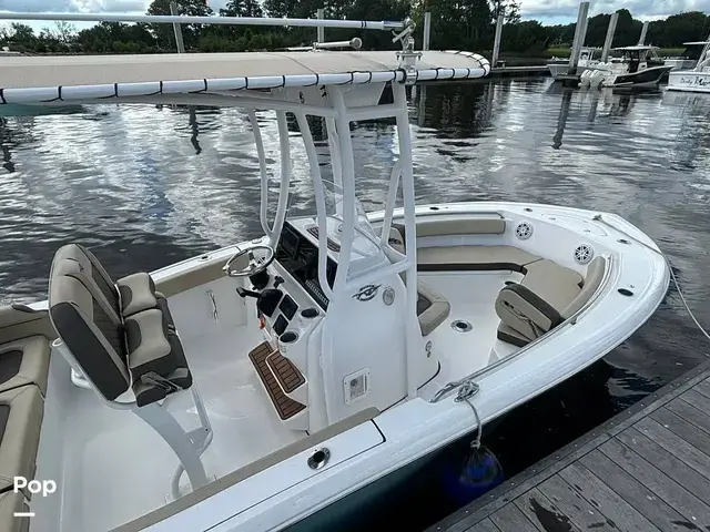 Tidewater Boats 210 LXF