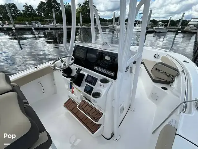 Tidewater Boats 210 LXF