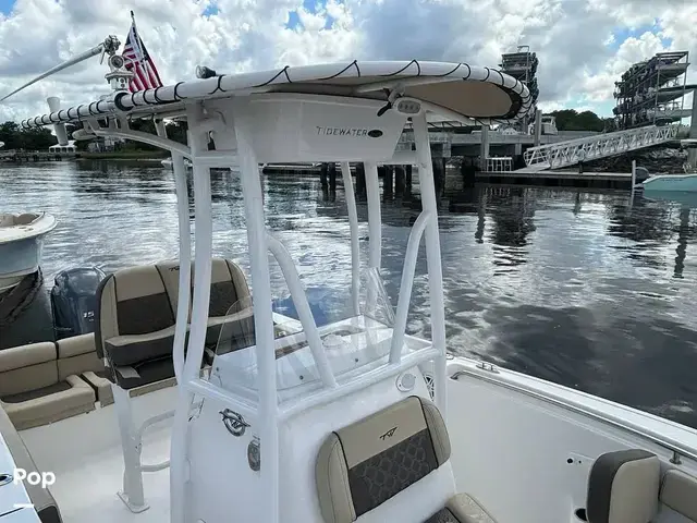 Tidewater Boats 210 LXF