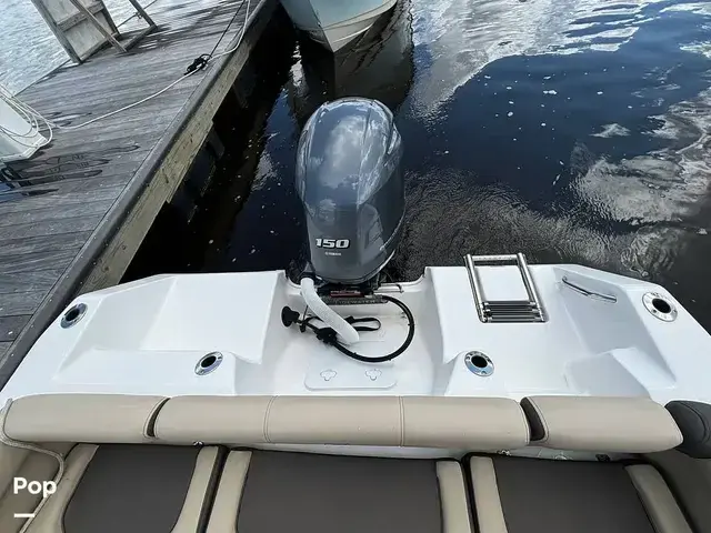 Tidewater Boats 210 LXF