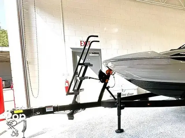 Centurion Boats Fi25