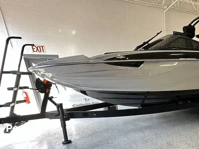 Centurion Boats Fi25