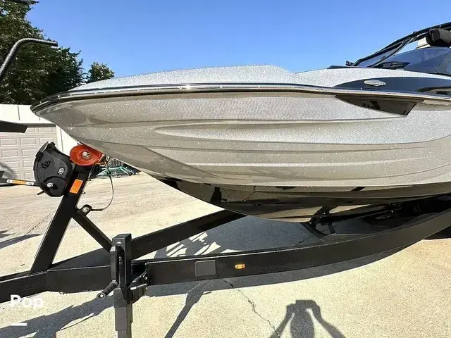 Centurion Boats Fi25