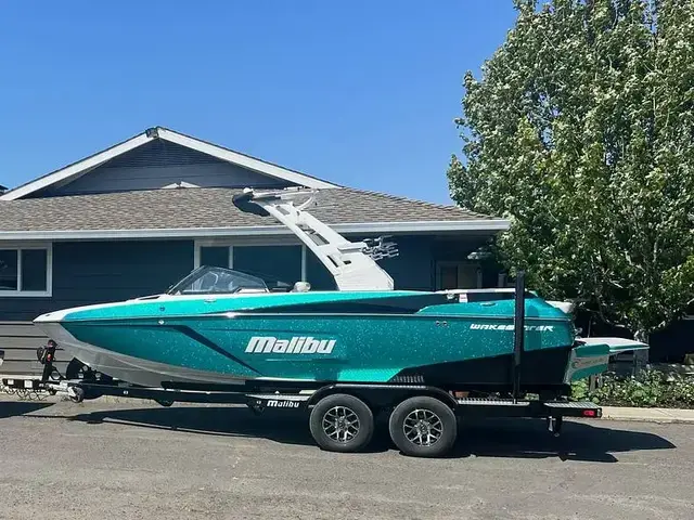 Malibu Wakesetter 22 LSV