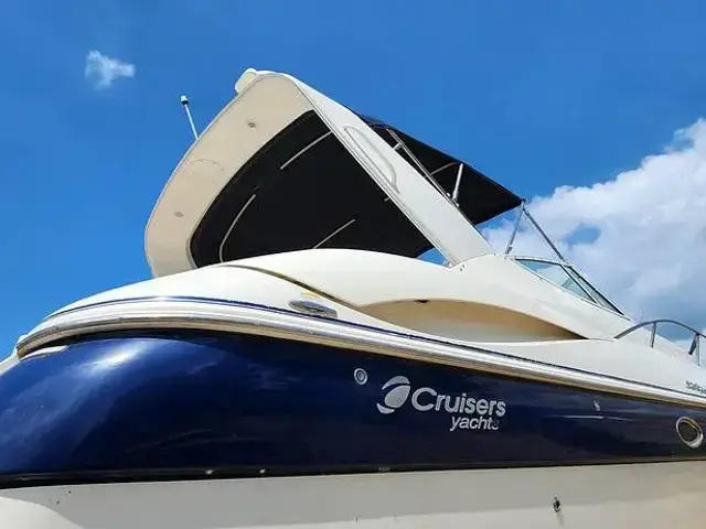 Cruisers 320 Express