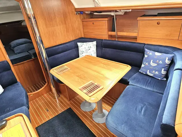 Jeanneau Sun Odyssey 37