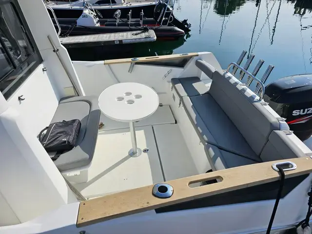 Beneteau Barracuda 7