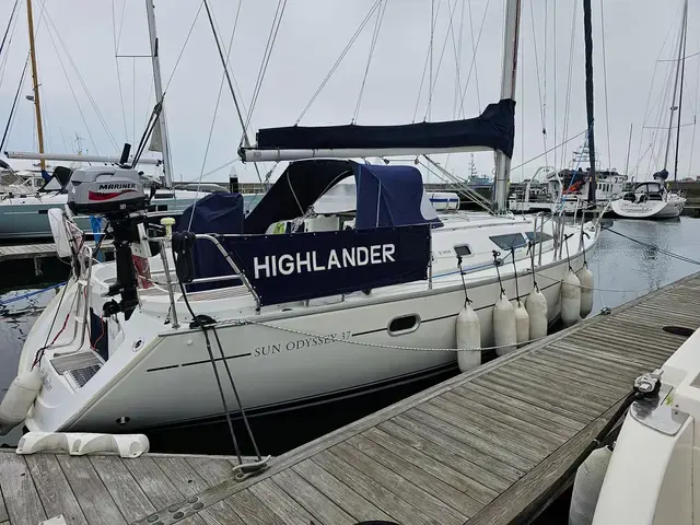 Jeanneau Sun Odyssey 37