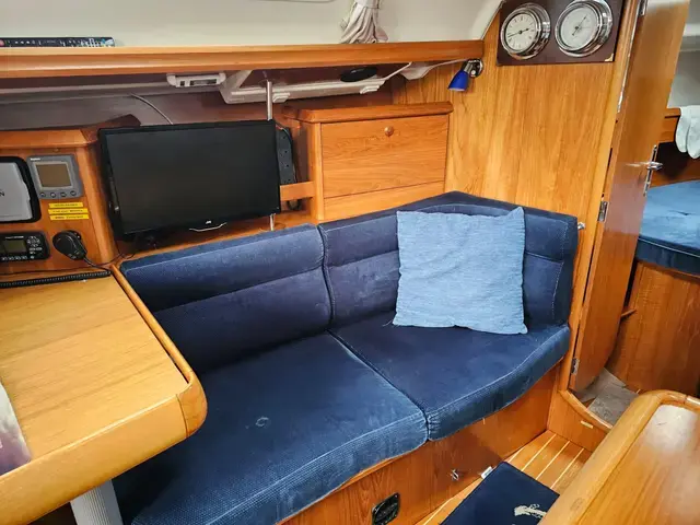 Jeanneau Sun Odyssey 37