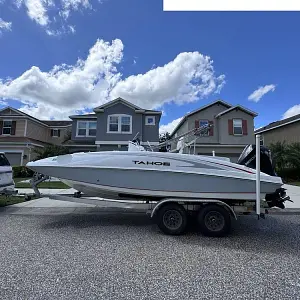 2021 Tahoe 2150 Center Console