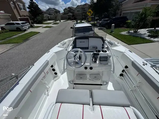 Tahoe 2150 Center Console