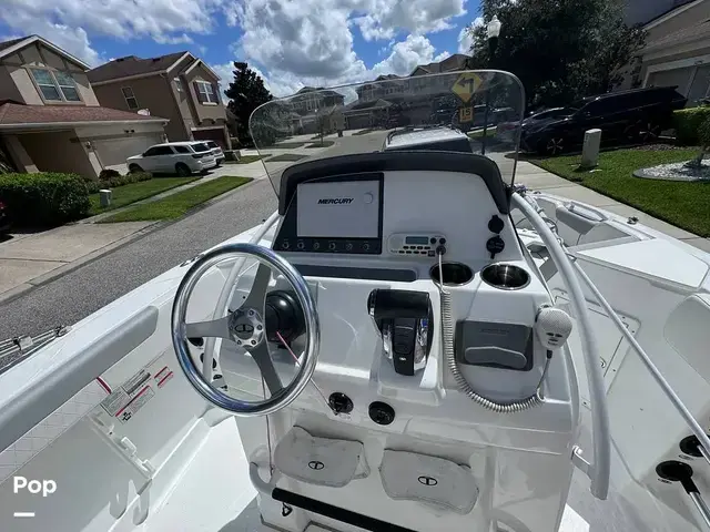 Tahoe 2150 Center Console