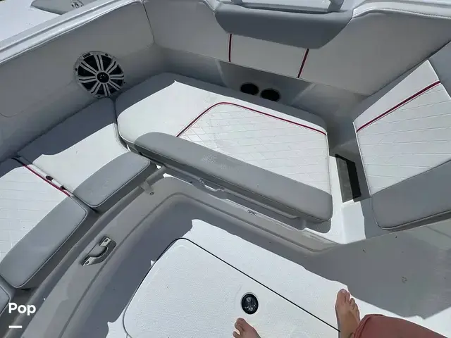 Tahoe 2150 Center Console