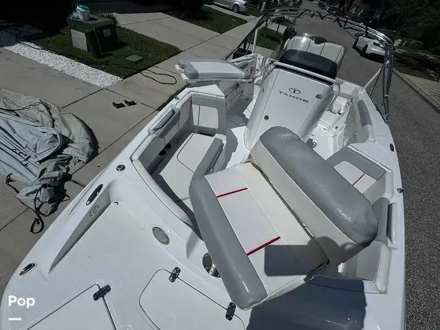 Tahoe 2150 Center Console