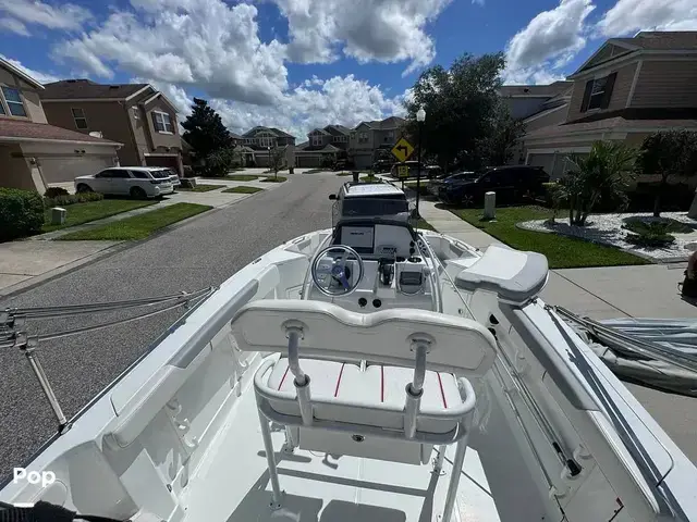 Tahoe 2150 Center Console