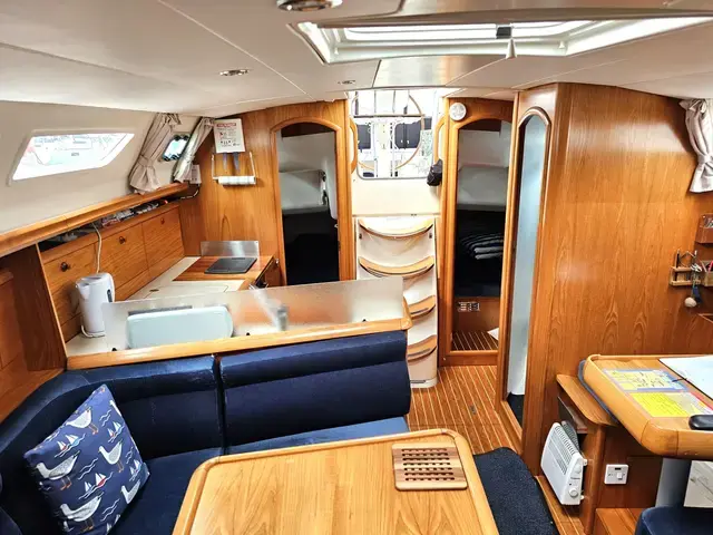 Jeanneau Sun Odyssey 37