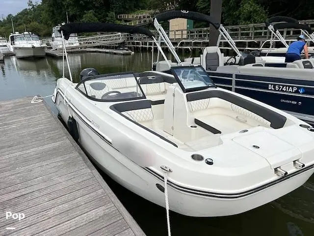 2023 Bayliner dx2200