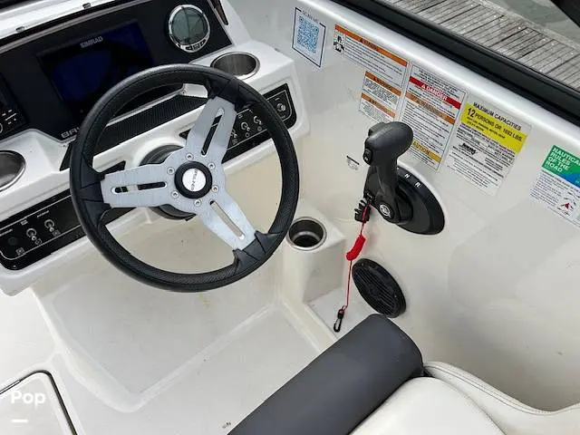 2023 Bayliner dx2200