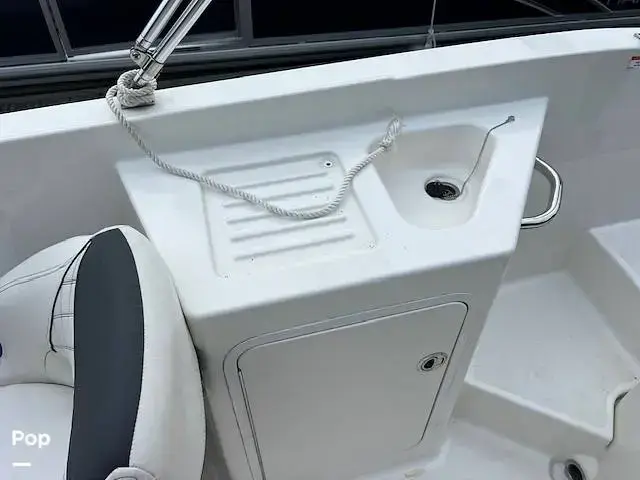 Bayliner Dx2200