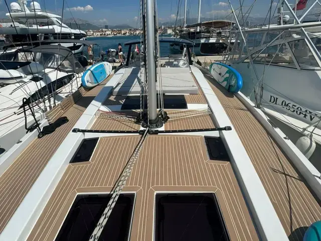 Hanse 588