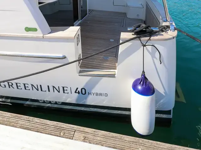 Greenline 40 Hybrid