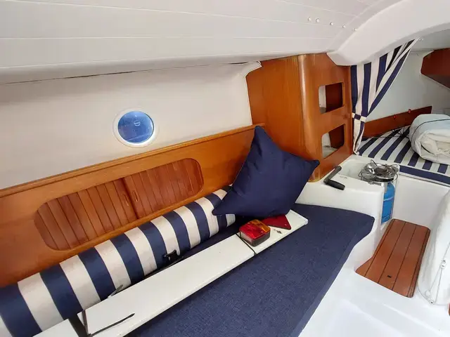 Beneteau First 211