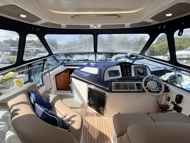 Sealine S48