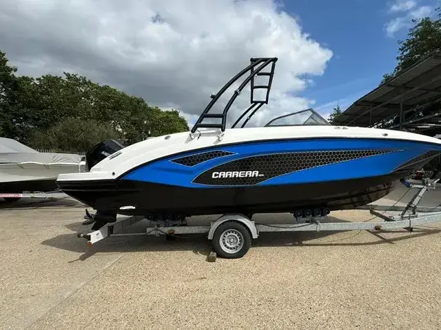 Carrera Boats 225